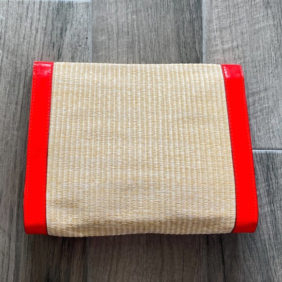 NWOT Raffia and Patent Clutch - Picture 3 of 9